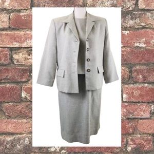 Vintage 70s Henry Lee Petites 3 Piece Beige Structured Skirt Suit Top Jacket 10P